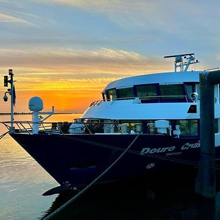 Douro Cruiser Hotell Vila Nova de Gaia Exteriör bild